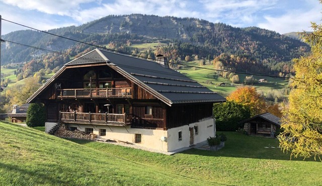 La Ferme Authentique Ferme Rénovée, Dans un Cadre Champêtre