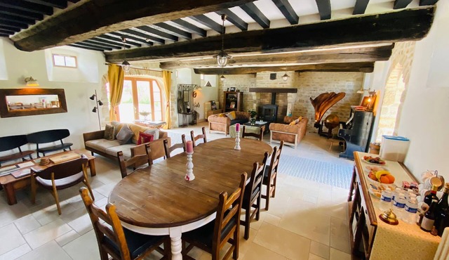 La Fière Bridge entire Guest House w/Staff.