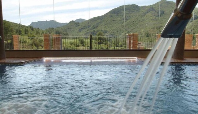La Figuerola Hotel & Restaurant