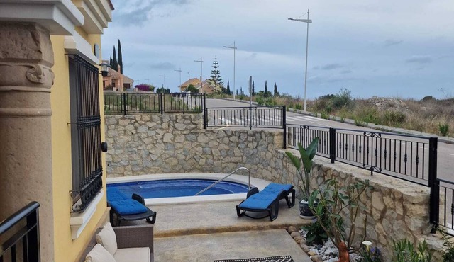 La Finca Golf Barbara Anns west facing garden views to club house, WiFi Aircon