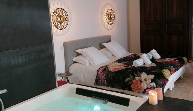 La Flamboyante, Suite Avec spa - Château La Vidalle