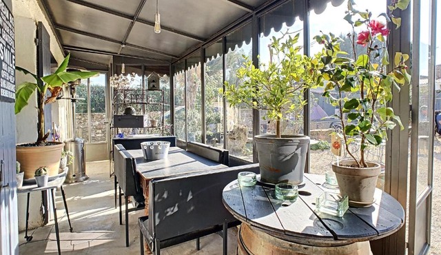 La Fontaine aux Poissons Rouges