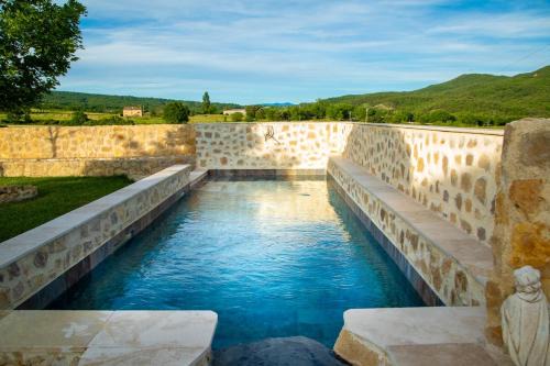 La Fontaine Dorée - Jacuzzi, Piscine & Vue