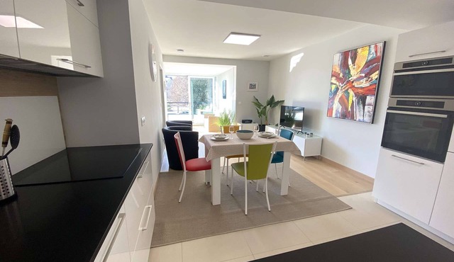 La Forêt-Fouesnant centre, beautiful apartment, shops on foot, sea view