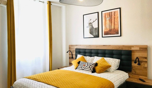 La Forêt Urbaine ~ Terrace ~ Air Conditioning