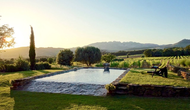 La Micoucoule 18th century sheepfold in absolute calm Private swimming pool