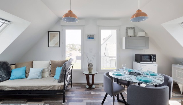 La Garde Guérin - 2 minutes de la plage St Lunaire