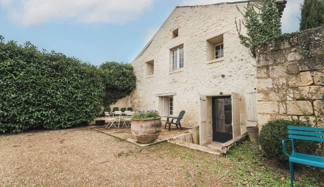 La Garde: nice cottage of character for 4/5 pers