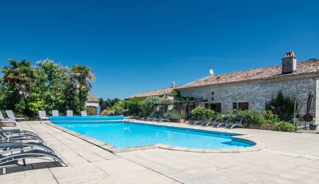 La Garenne - Fantastic Gite with pool in 30+ acres nr Bergerac