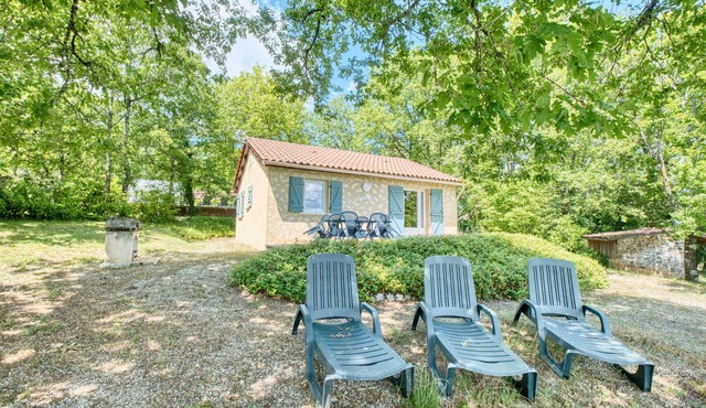 La Gariotte – Friendly Holiday Home with Shared Heated Pool in the Heart of the Périgord Noir