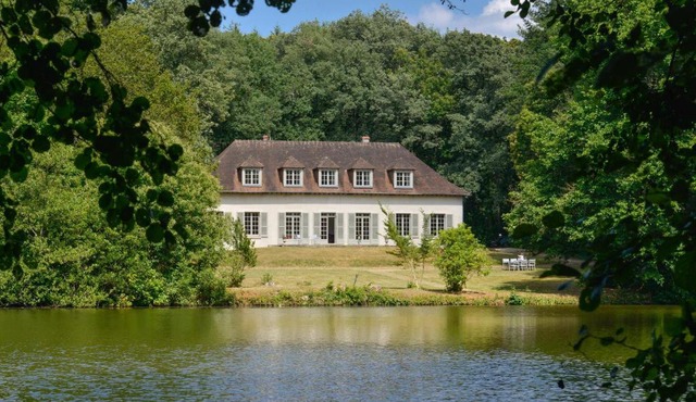 La Genêtière - Grande maison avec étang en Sologne