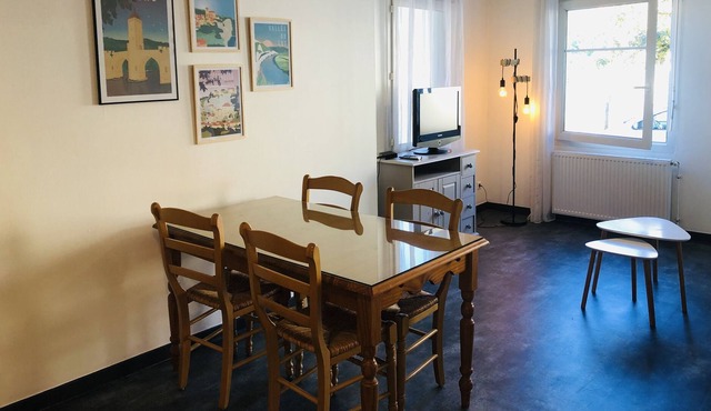 La Glacière apartment on one level