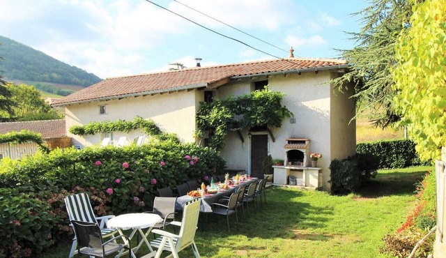 La Glycine 3 - VAUX-EN-BEAUJOLAIS