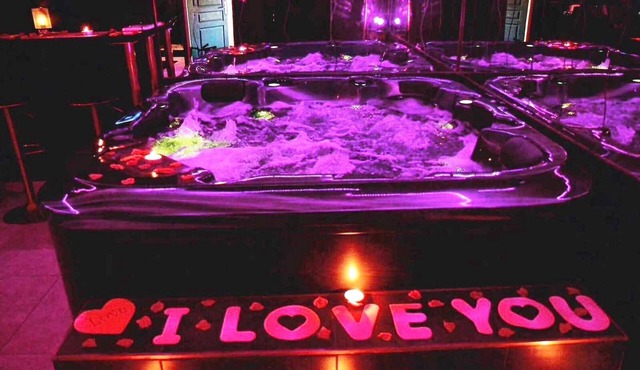 La Gold Room Perpignan Jaccuzzi & Sauna