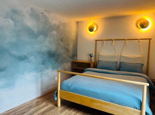 La grande maison de la campagne, au pieds des Pyrénées Ariégeoises