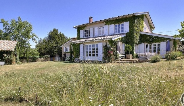 La Grande Maison sur la Colline - Boistrolles