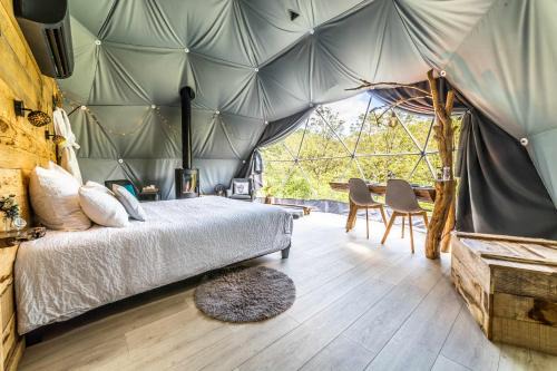 "La Grande Ourse" - Dôme haut gamme - Jacuzzi