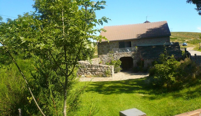 LA GRANGE a La Fouette, 542 Chemin de la Bombine 07140 MONTSELGUES