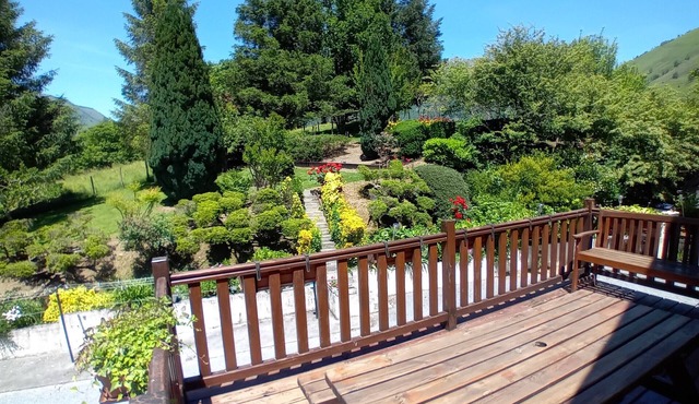 La Grange Accous House with Mountain View, Wi-Fi and Air Conditioning