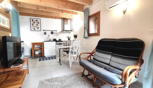 La Grange aux Hirondelles, cottage for 2 near Collioure and Argelès-sur-Mer