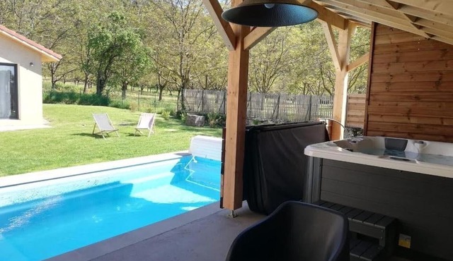 La grange au pied du Vercors Piscine et SPA privatifs