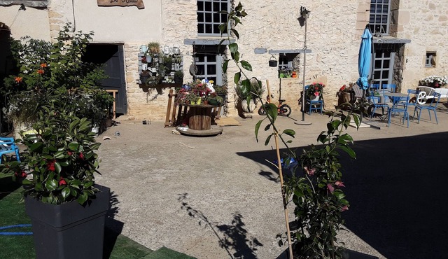 La grange de racco (Jacuzzi and swimming pool) 2 nights mini July and August 7 nights mini