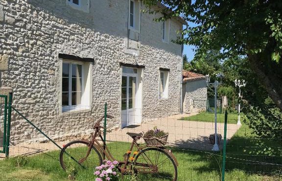 La grange du Logis du Plessis