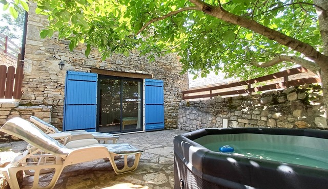 La Grange du Méjean, gite de France, SAUNA+SPA, 1 pet allowed