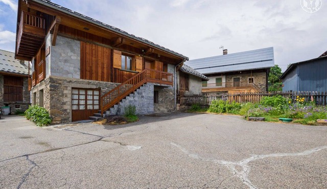 LA Grange Villard - Albiez Montrond