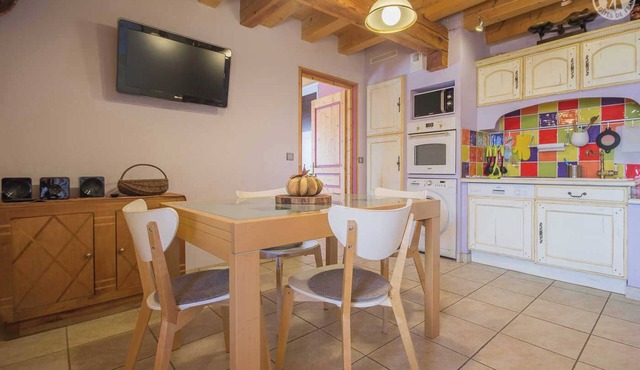 LA GRIVE - CLERY - Gîte