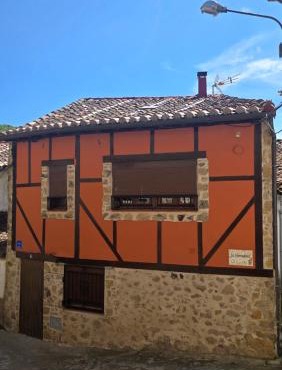 La herradura, acogedora casa en Montemayor del Río