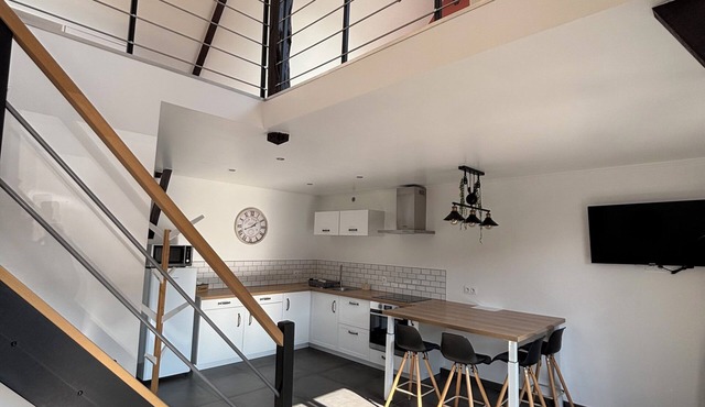 La Hulotte 2 - On the road to Mont-St-Michel