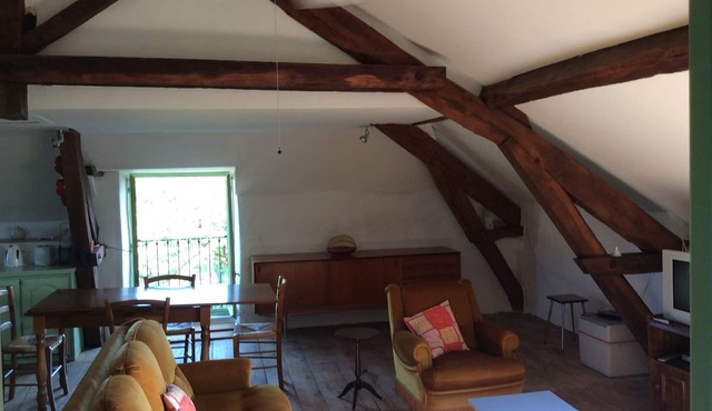 La Jolie Maison - Attic Apartment - min 7 days