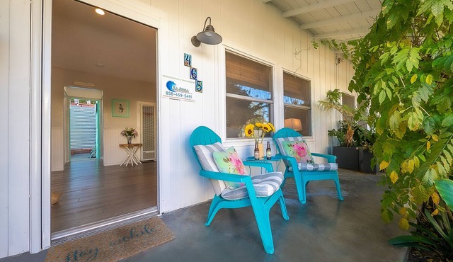 La Jolla Cottage, cutest cottage at Windansea Beach!