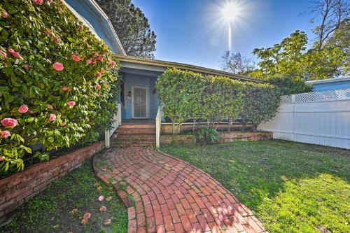 La Jolla Home & Detached Suite: Hot Tub & Backyard
