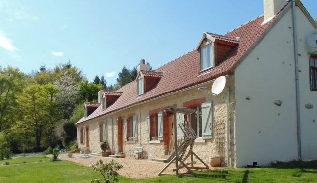 La Josselyn Beautiful Character Cottage(1) with 10x5 Swimming Pool