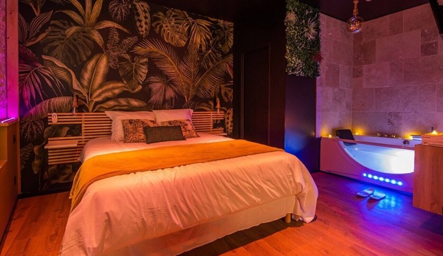 La Jungle Room ~ Romantic ~ Balneo