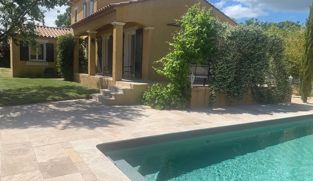 LA LÉZARDIÈRE, nice villa, private swimming pool - 5 km from Uzès - 6/8 people
