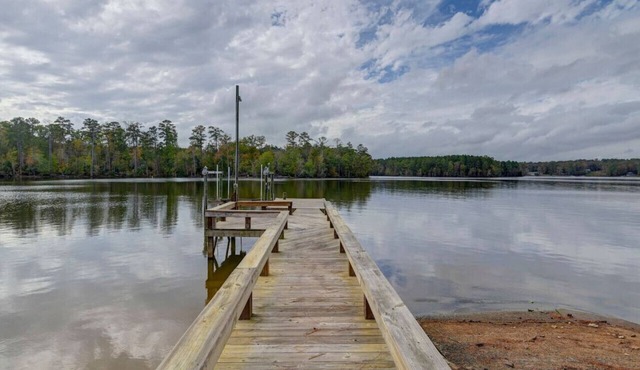 La La Lakehouse | Sleeps 6 on Lake Murray!