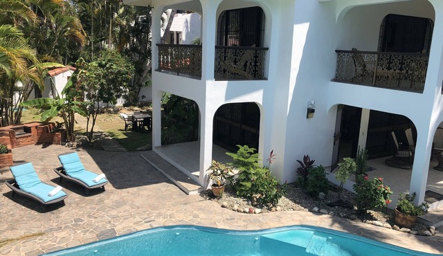 La Laguna Beach House Ocean and Mountain Views