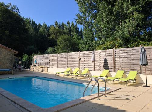 LA LAUJÈRE IVIE - Gîte & Piscine privative