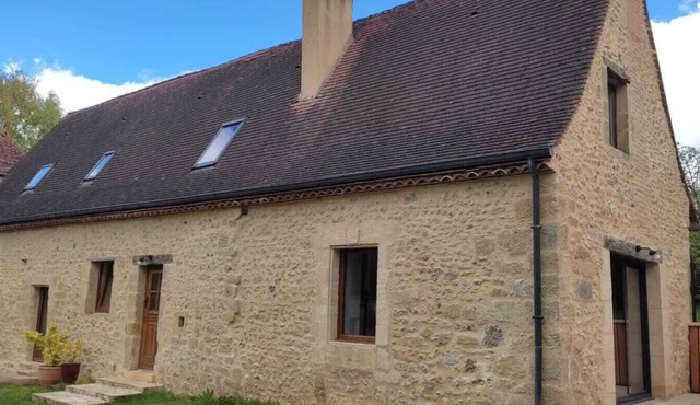 La Lauzerie, Perigordian gite with swimming pool