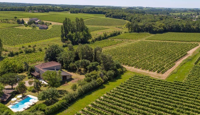 La Levaille - Four Bedroom Villa, Sleeps 8