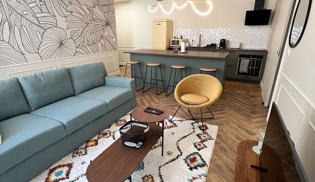 La Loge de L'odéon-t3 + Terrasse + Cave-3 min à Pied du Centre Ville 6 Personnes