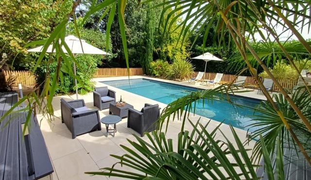 La Longère Bordeaux gite de charme avec piscine