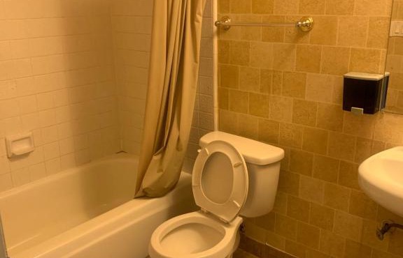 LA Lovely Double Deluxe Unit (C14)