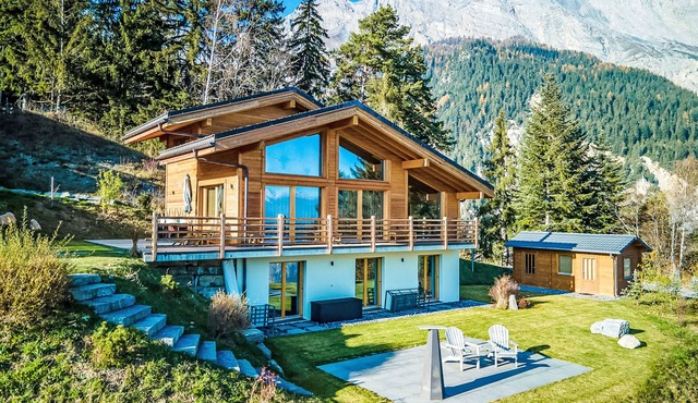 La Luna by Interhome