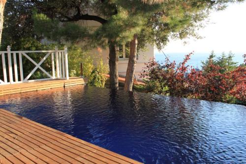 La LUNA - VILLA D'ARCHITECTE B&B VUE MER ET JACUZZI