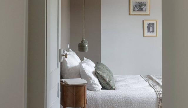 La Maison des Monts d’Or bed and breakfast and charming cottages Saint Ge