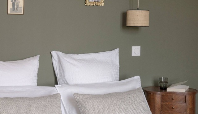 La Maison des Monts d’Or bed and breakfast and charming cottages Saint Ge